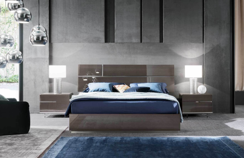 Alf Athena | Bedroom | Front Facing