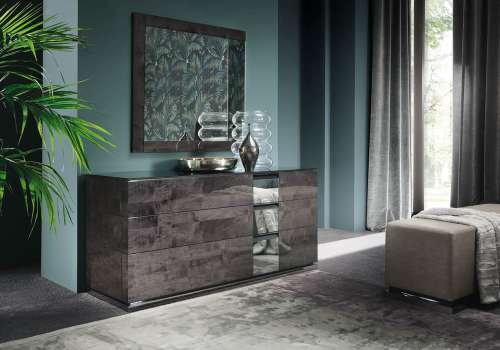Alf Heritage | Dresser & Mirror | Angled at 30°