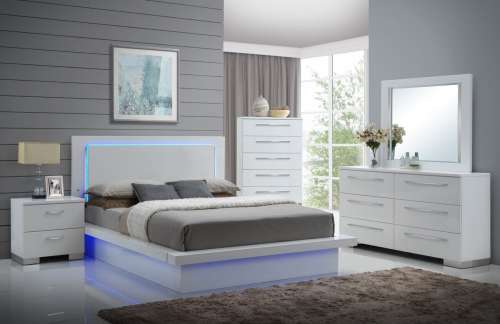 New Classic Sapphire | Bedroom | Angled at 30°