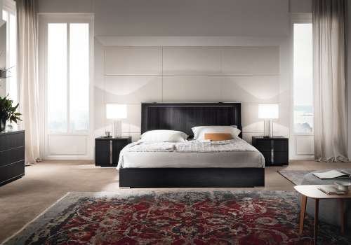 Alf Etna | Bedroom | Front Facing